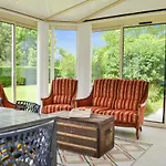 Dom wakacyjny Pet Friendly In Saint-georges *