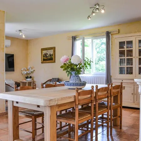 3 Bedroom Beautiful In Saint-georges * Bourlens